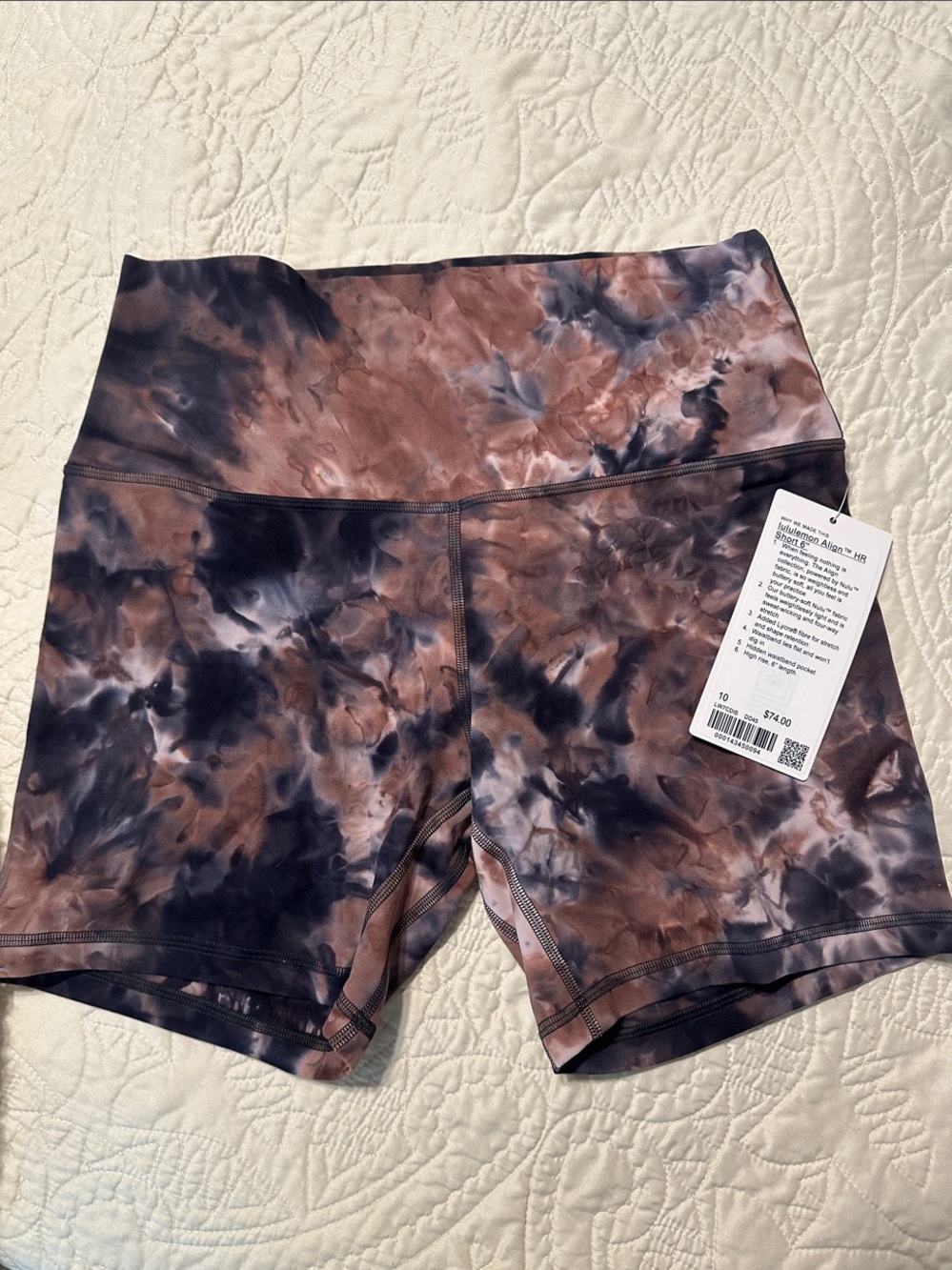 Lululemon Align HR 6” short